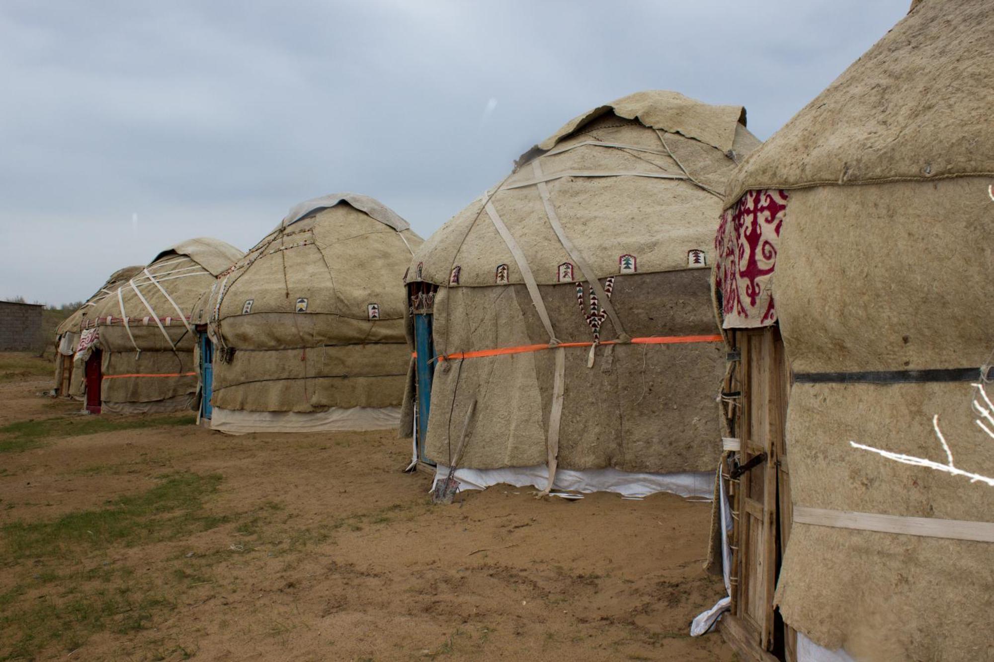 Hotel Authentic Uzbek Yurt Camp Eco-Friendly Nurota Esterno foto