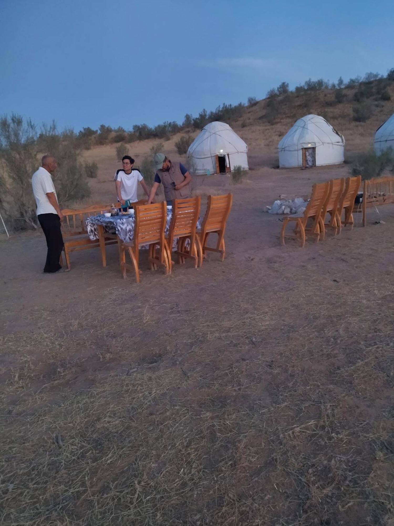 Hotel Authentic Uzbek Yurt Camp Eco-Friendly Nurota Esterno foto